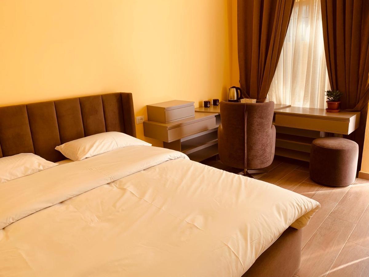 Auto Tana Guest House Тирана Экстерьер фото