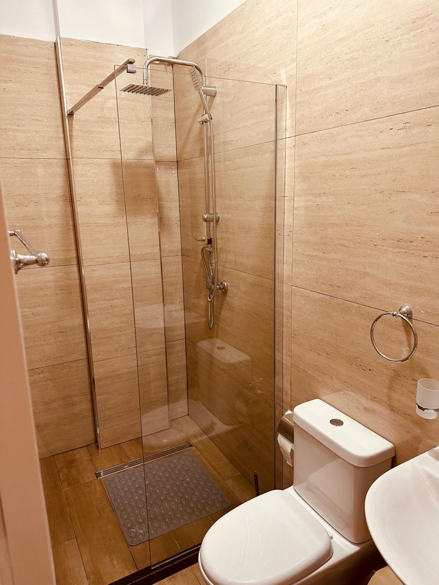 Auto Tana Guest House Тирана Экстерьер фото